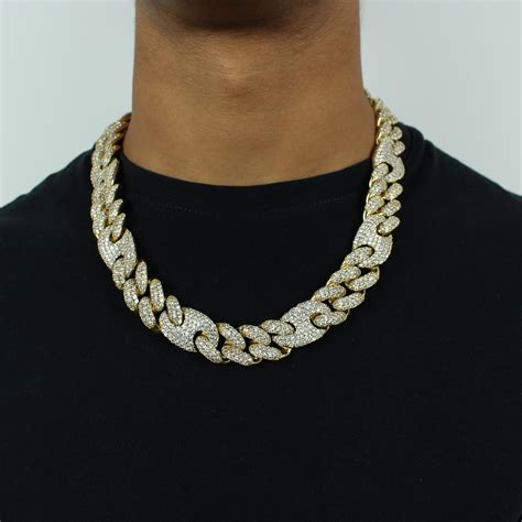 gold chain Gucci link